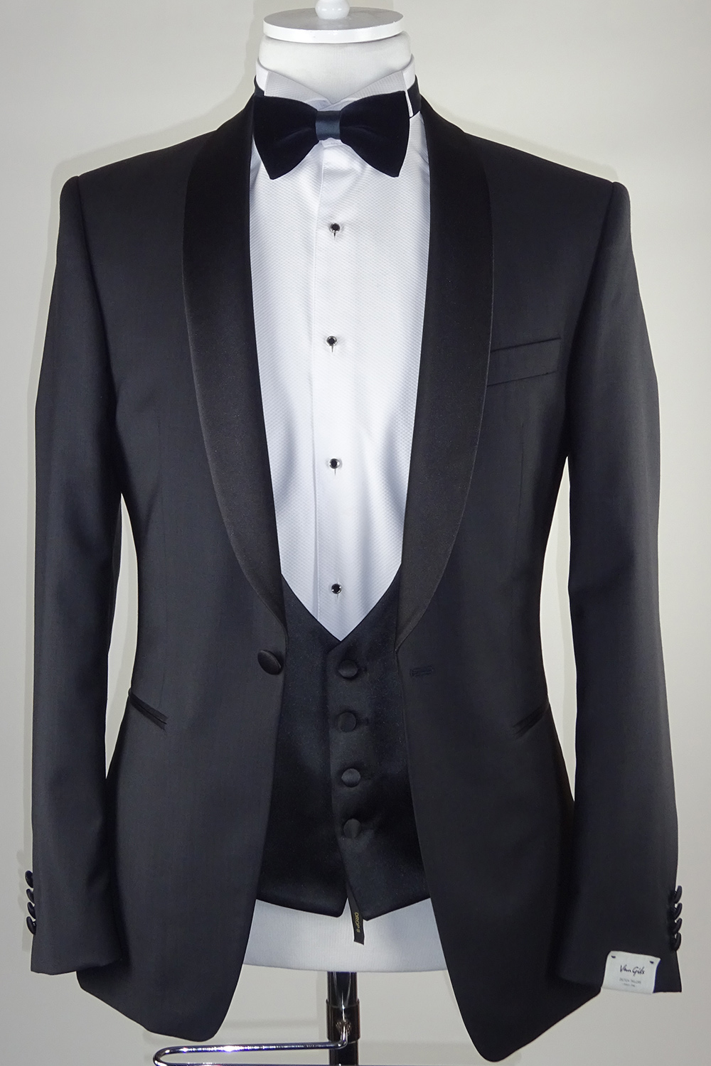 Black Wedding Tuxedo2 